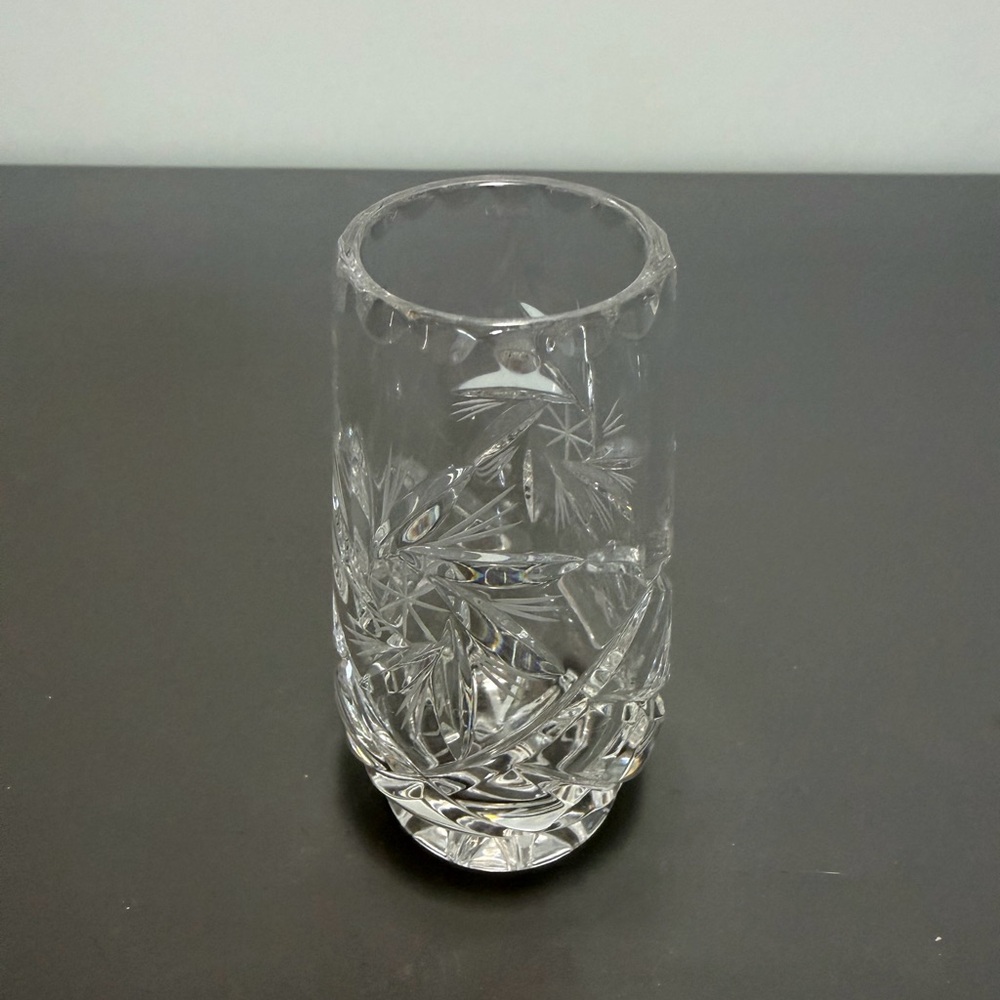 Elegant Clear Glass Bud Vase